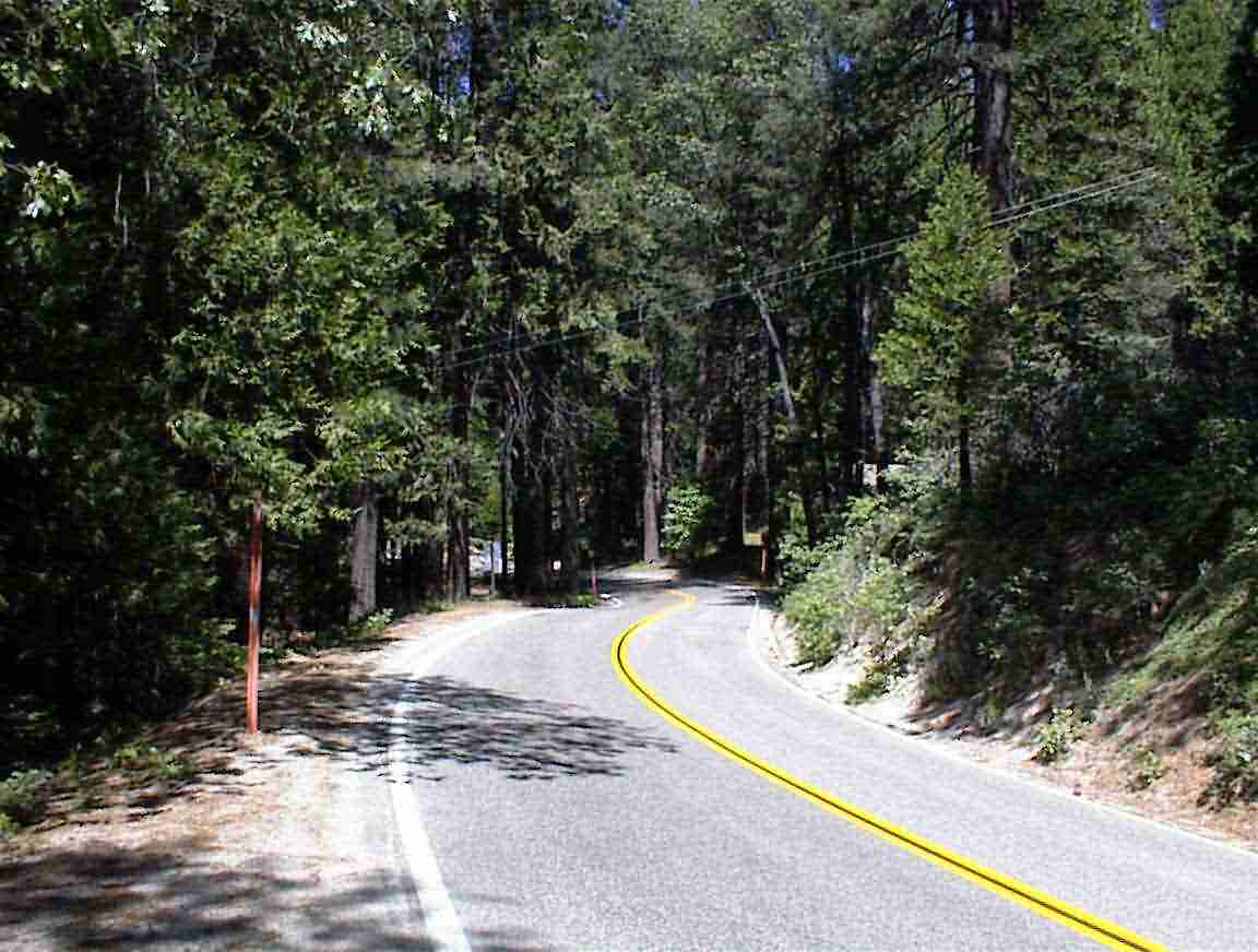 Road to Yosemite.jpg (178533 bytes)