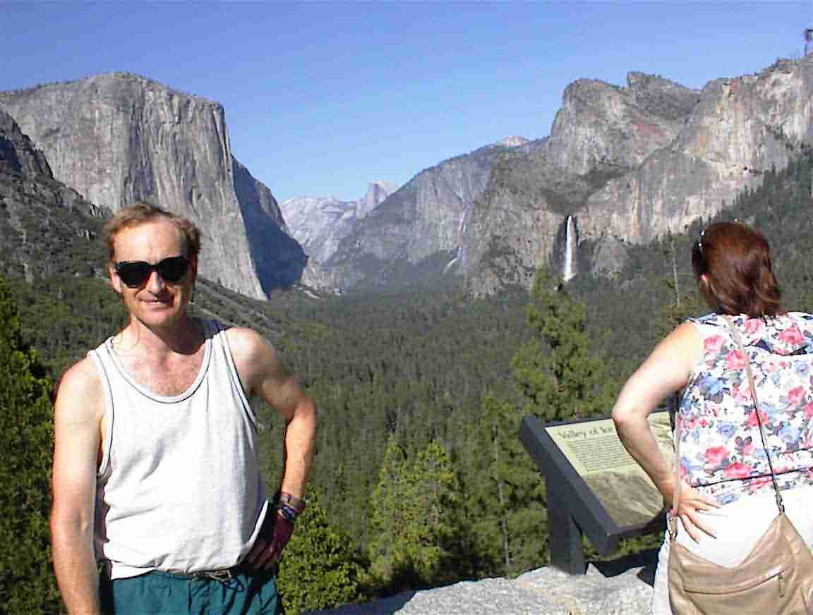 Yosemite Valley.jpg (178054 bytes)